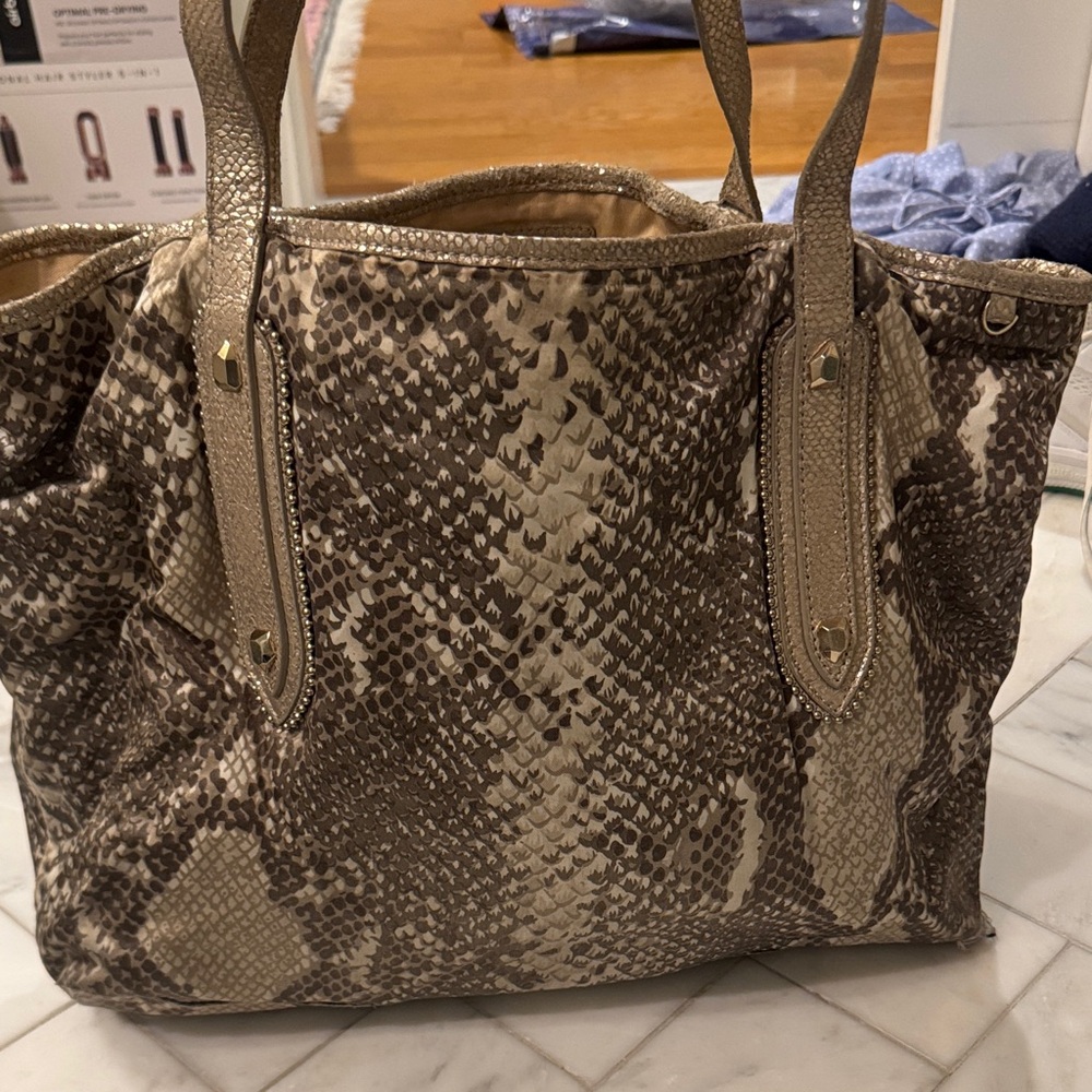 Diane VonFurstenberg Elegant Snake Print Tote Bag